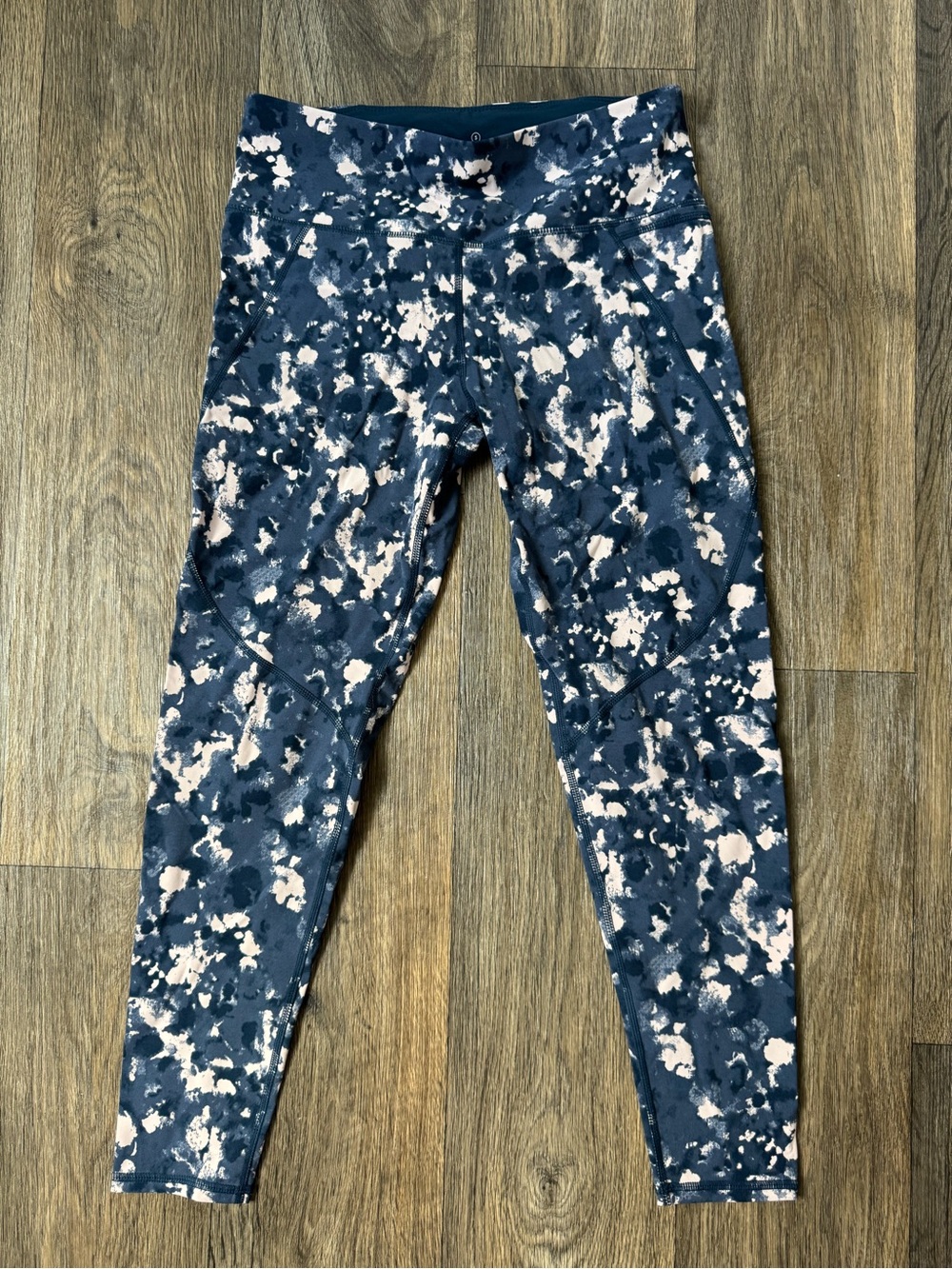 Sweaty Betty The Power High Rise 7/8 Leggings Abstract Blue White S 24" Yoga